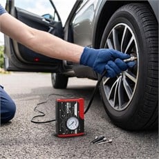 KOBB KB101 12Volt 100 PSI Analog Göstergeli Lastik Şişirme Hava Pompası