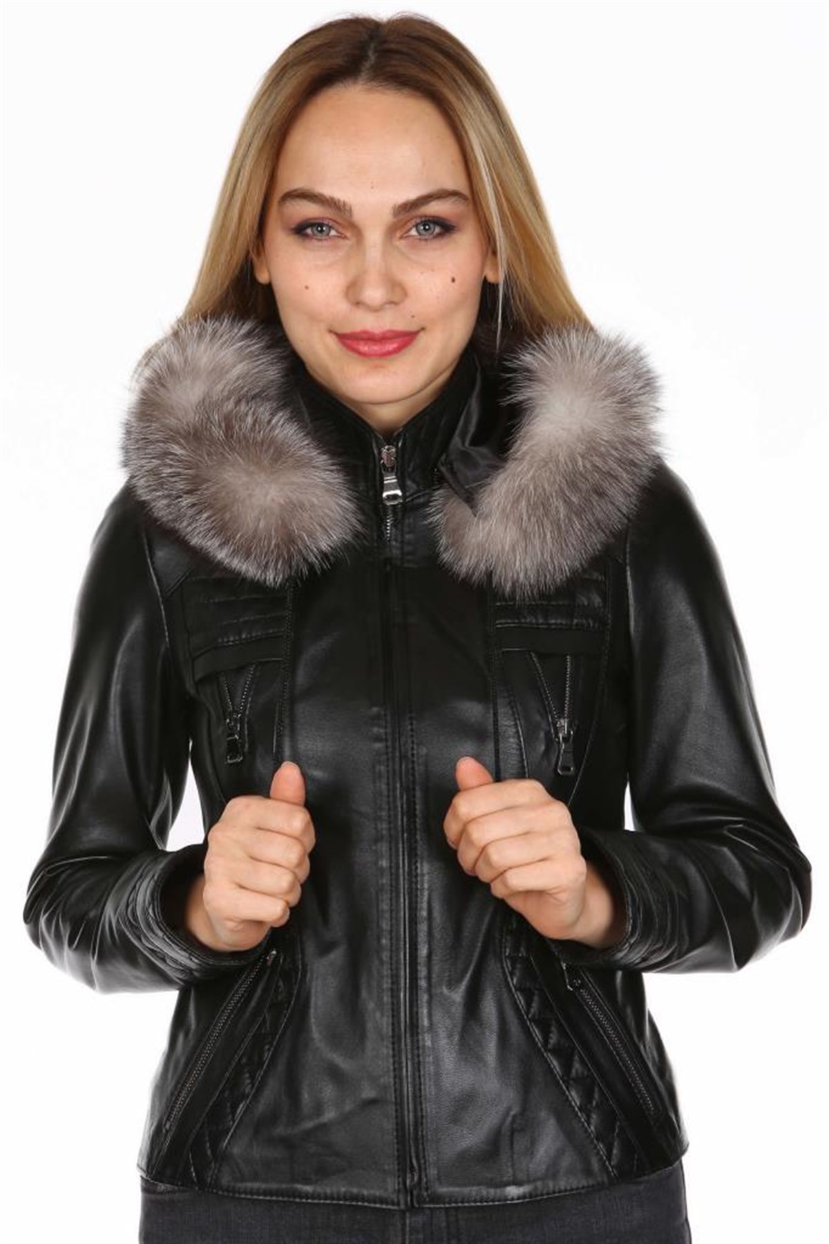 Hakiki Deri Siyah Kapşon Kürklü İşlemeli Kadın Deri Mont