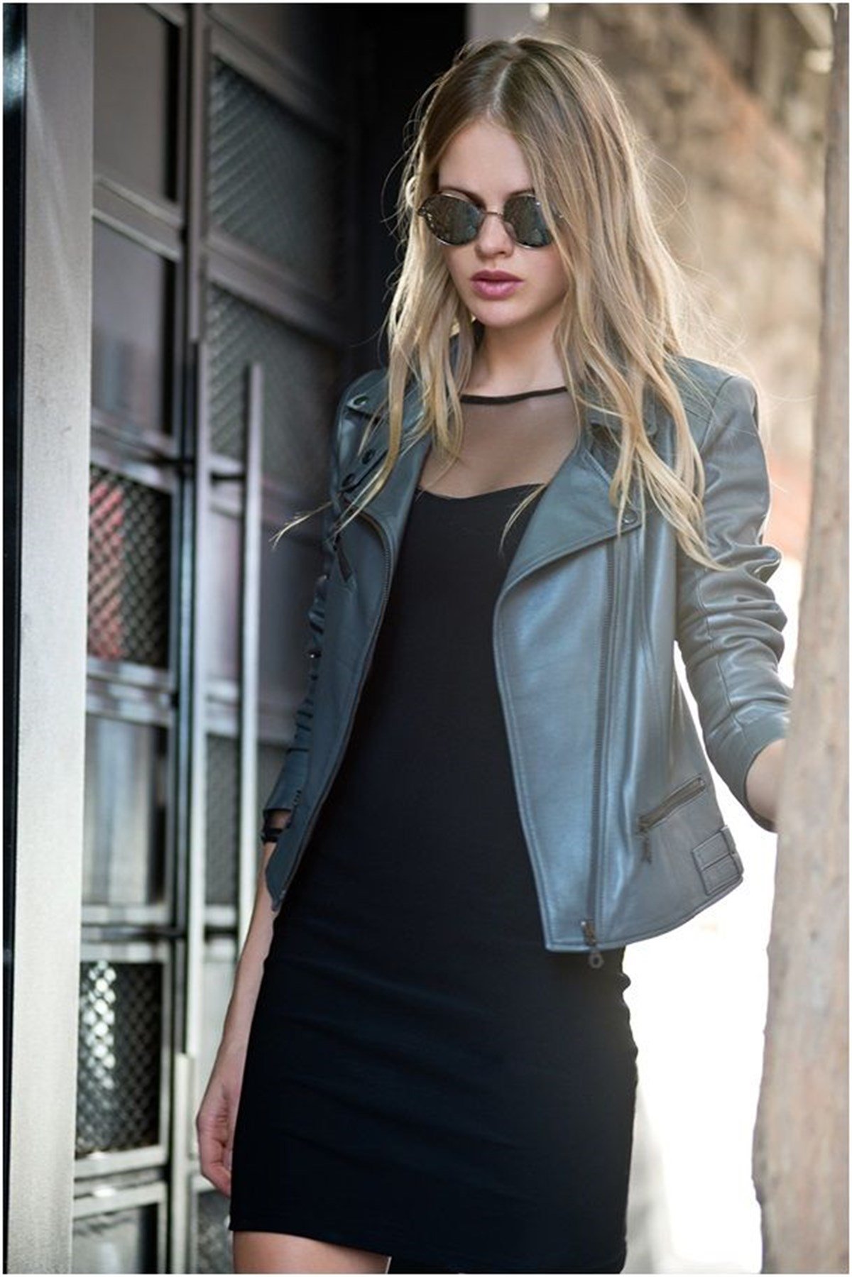 Hakiki Kuzu Derisi Siyah Çapraz Fermuar Kadın Ceket