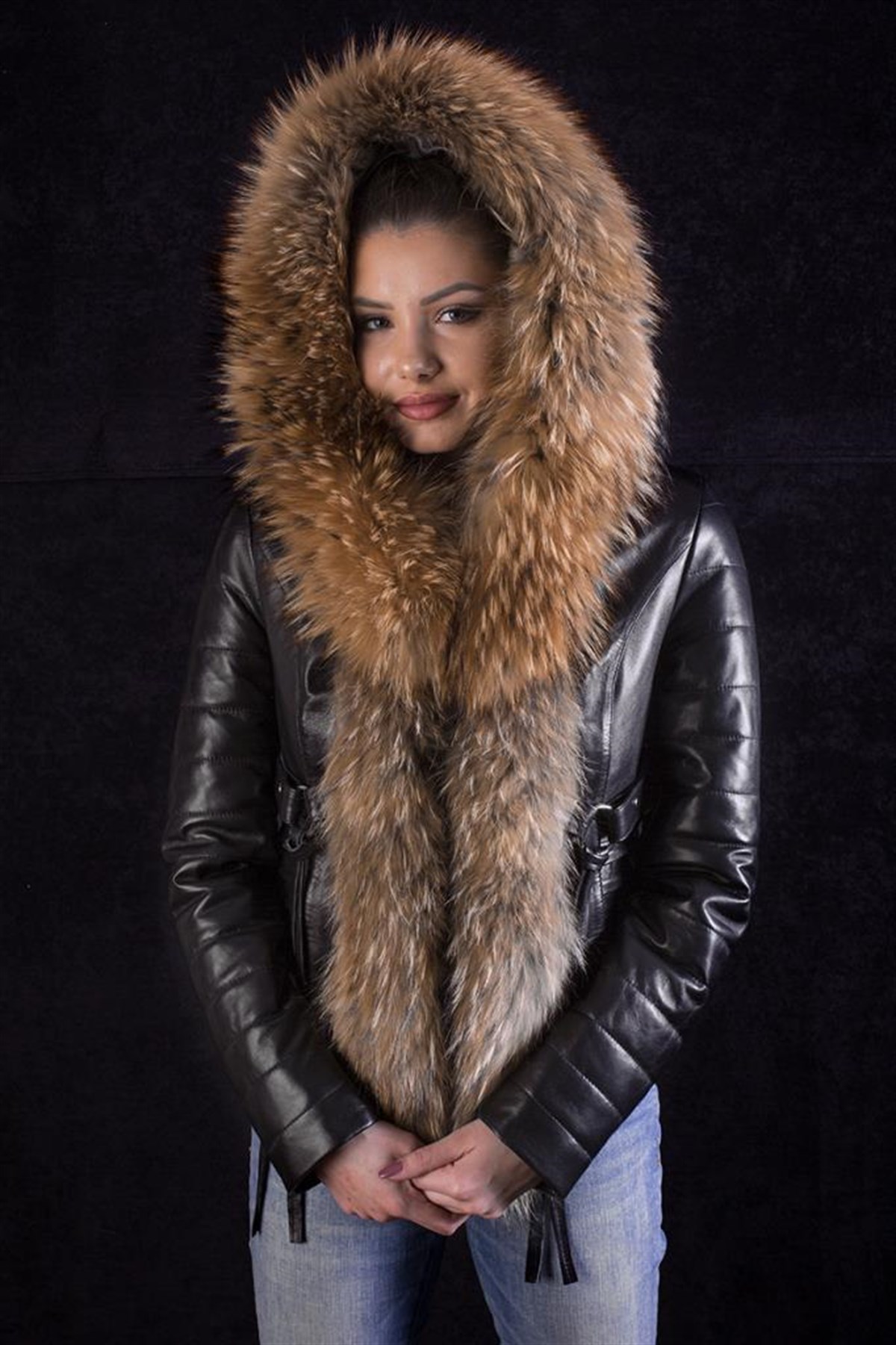 Hakiki Kuzu Derisi Siyah Kürklü Kuşaklı Kadın Deri Mont