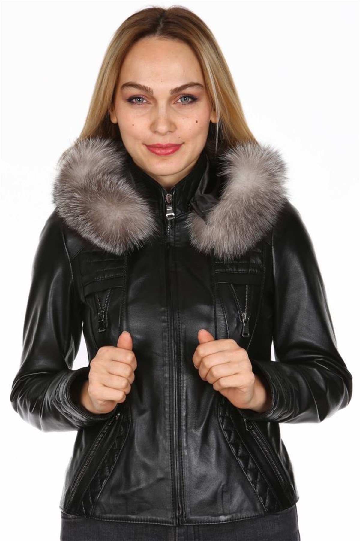 Hakiki Deri Siyah Kapşon Kürklü İşlemeli Kadın Deri Mont