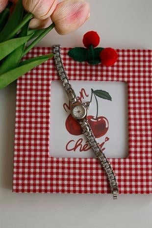 Kalp Charmlı Silver Metal Kol Saati