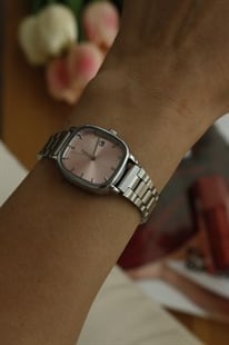 Promise Silver Takvimli Metal Kadın Kol Saati(pudra kadran)