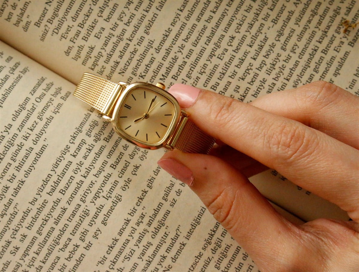 Gold Hasır Minimal Saat