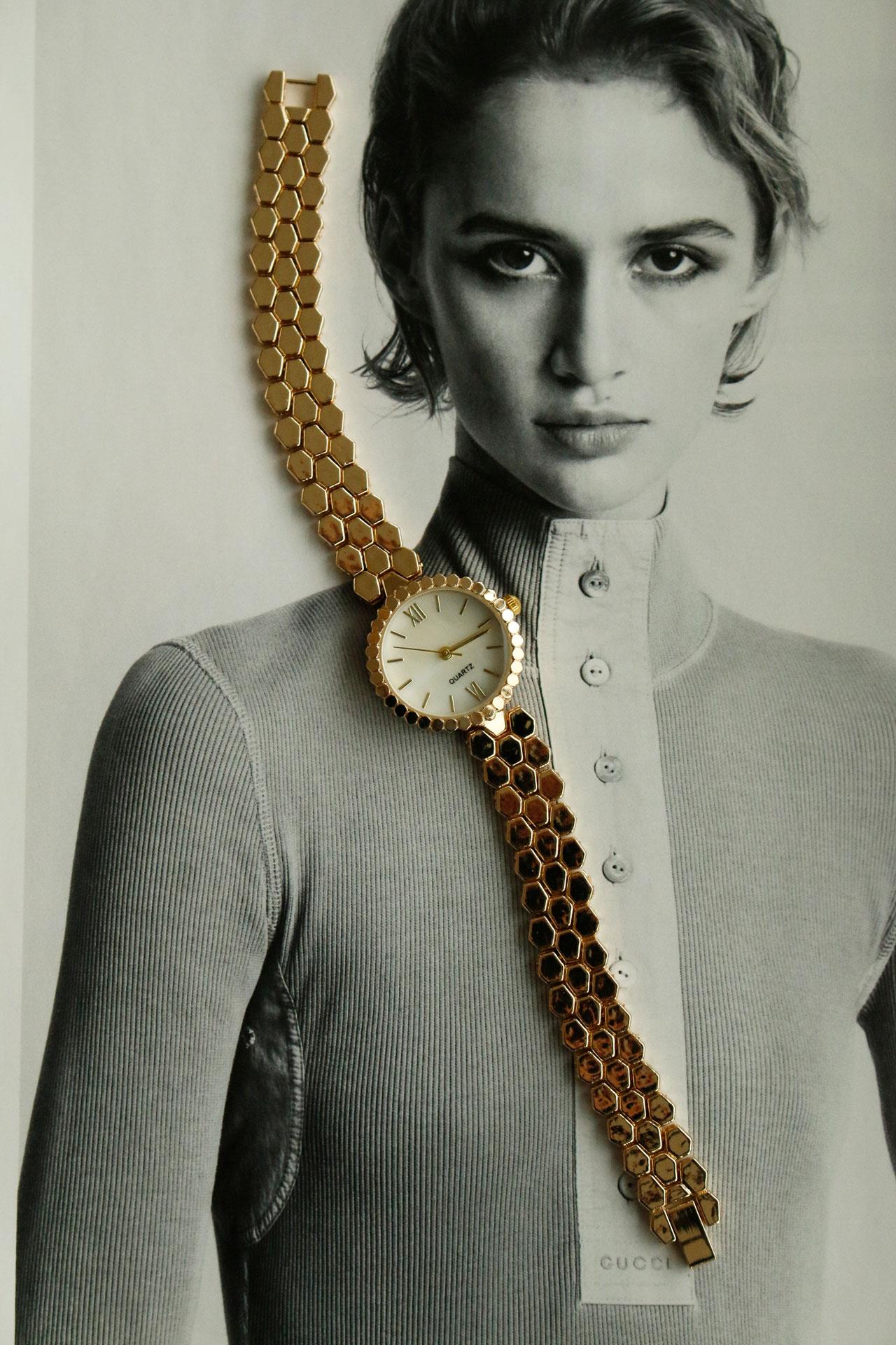 Honeycomb Gold Kadın Metal Kol Saati