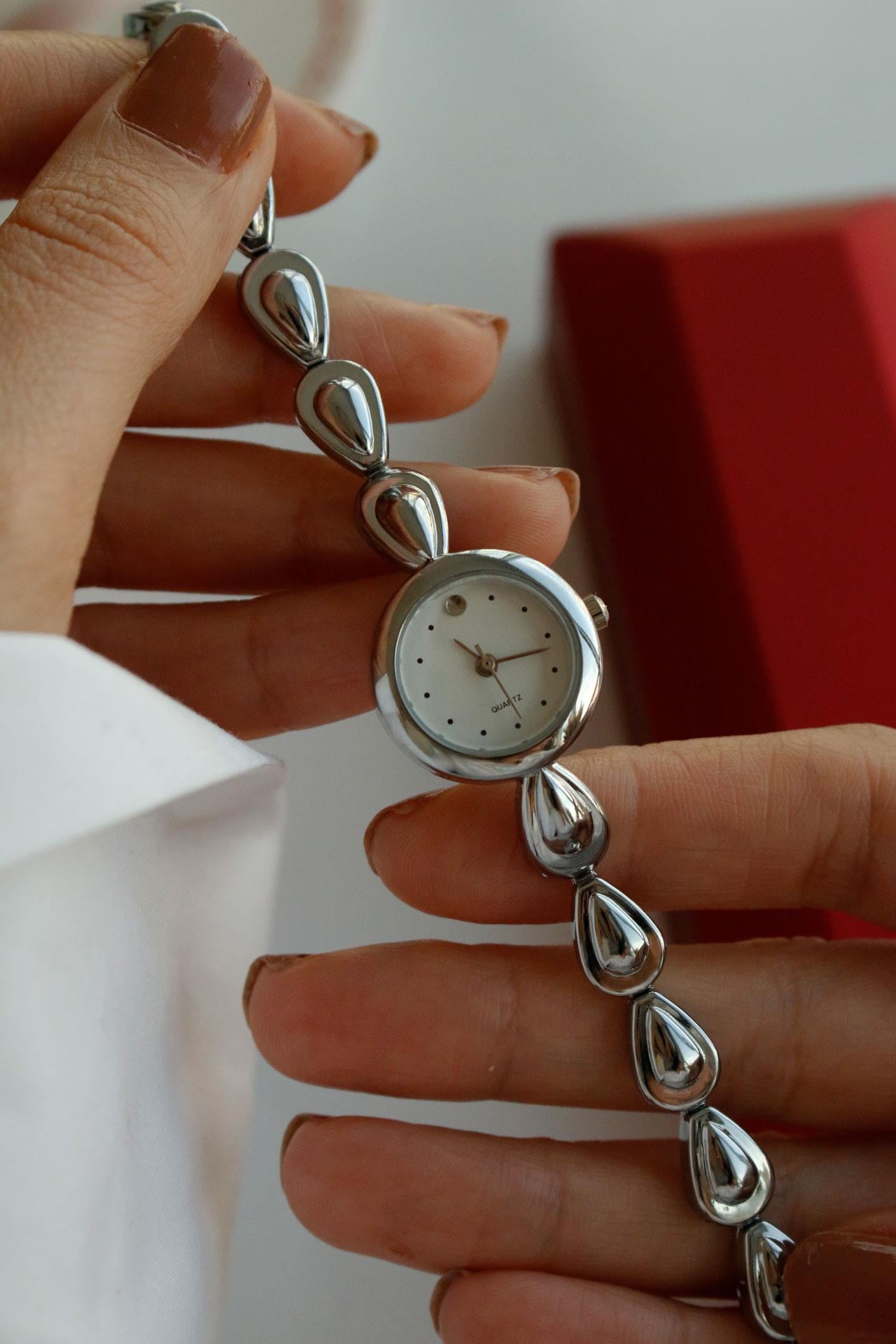 Montelisse Vintage Silver Metal Kadın Kol Saati