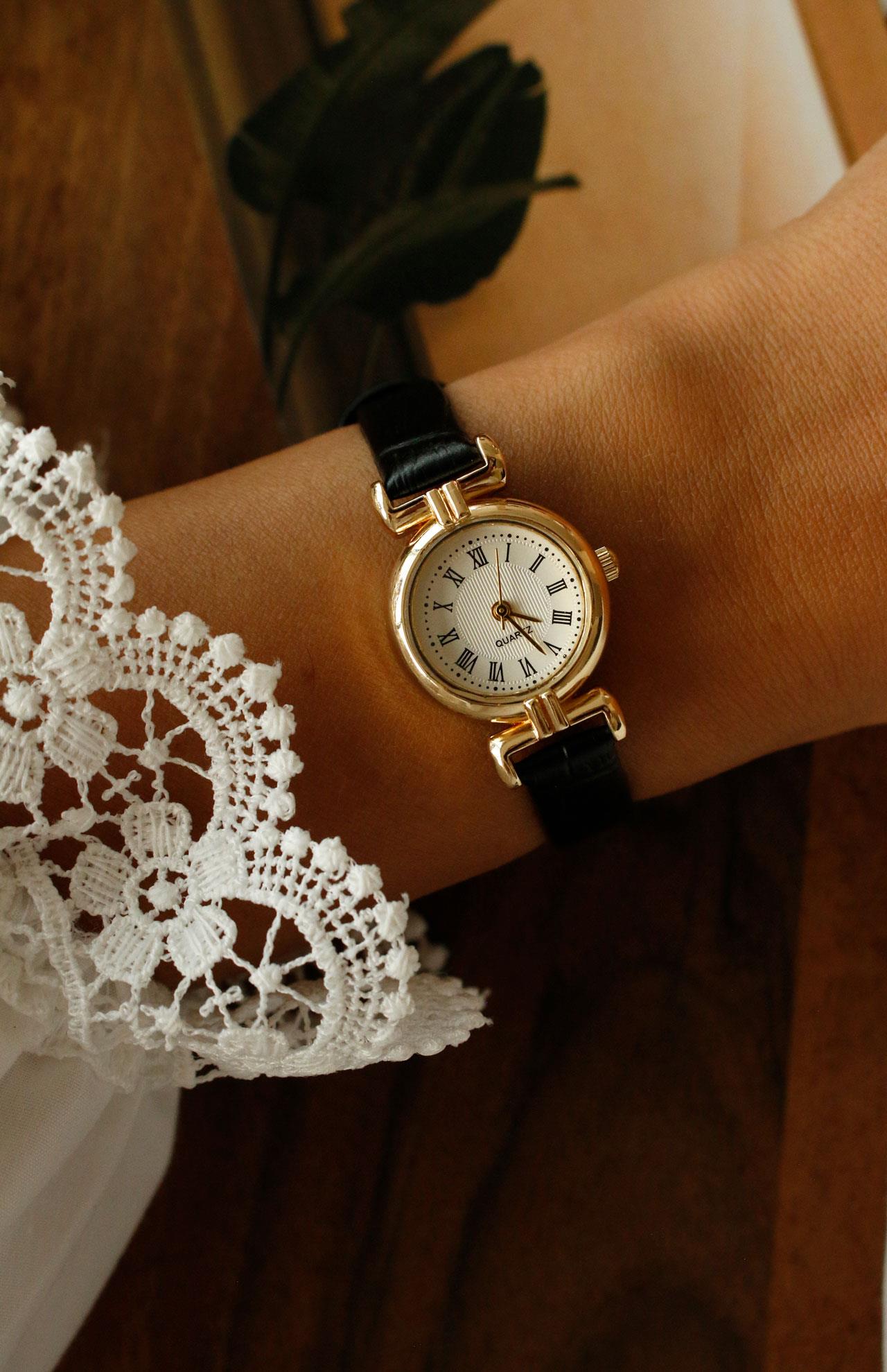 Neva Siyah Minimal Deri Kol Saati