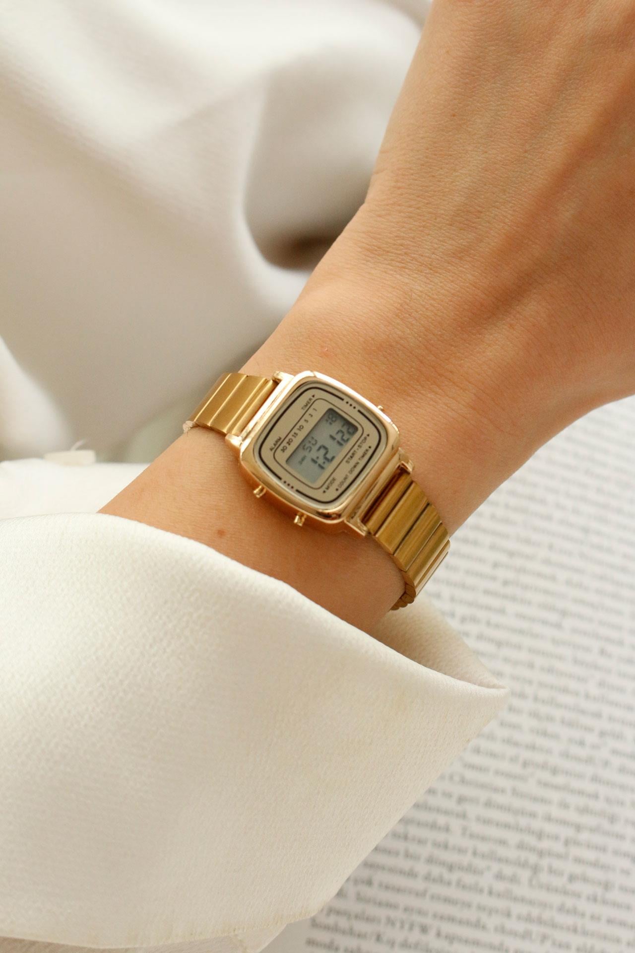 Retro Premium Gold Metal Kol Saati