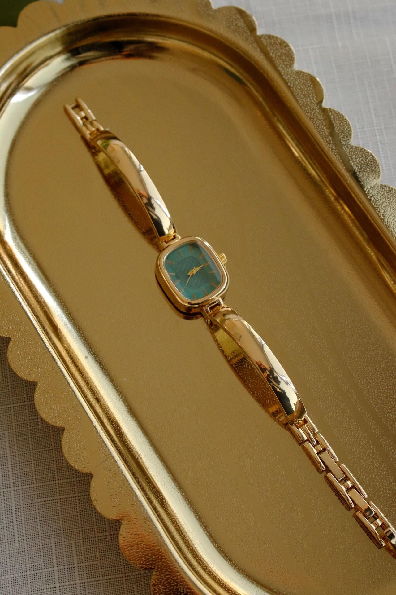 Sarelia Oval Bileklik Gold Metal Kadın Kol Saati(yeşil kadran)