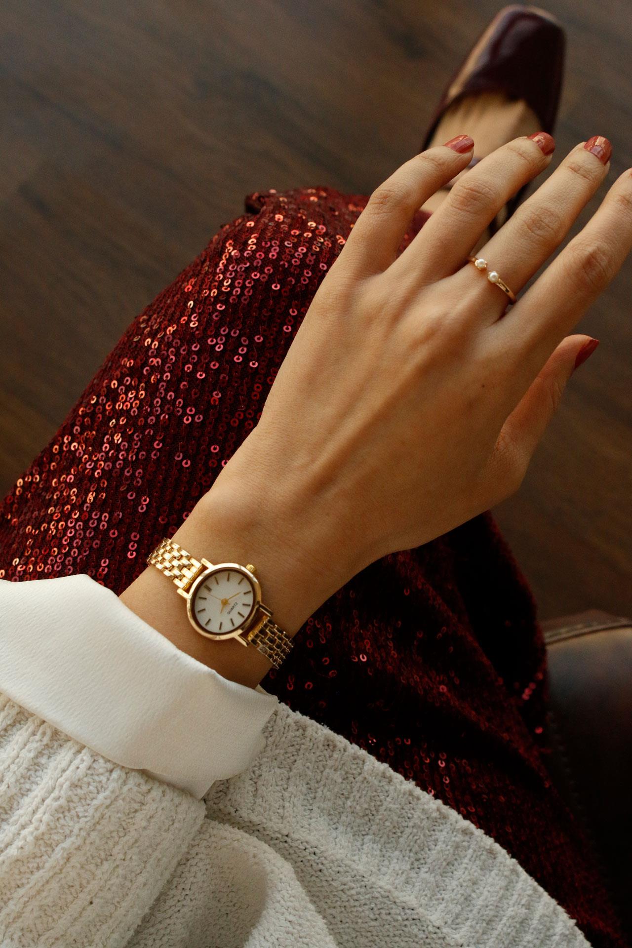 Verna Oval Gold Metal Kadın Kol Saati