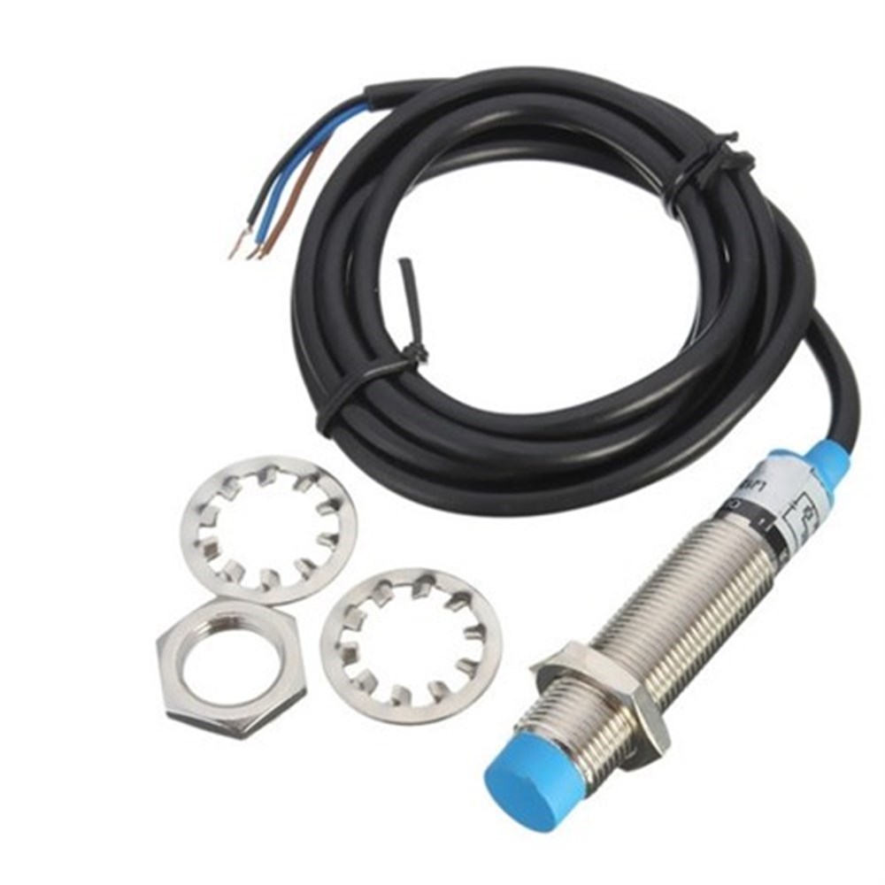 LJ12A3-4-Z/BY Endüktif PNP Yakınlık Sensörü