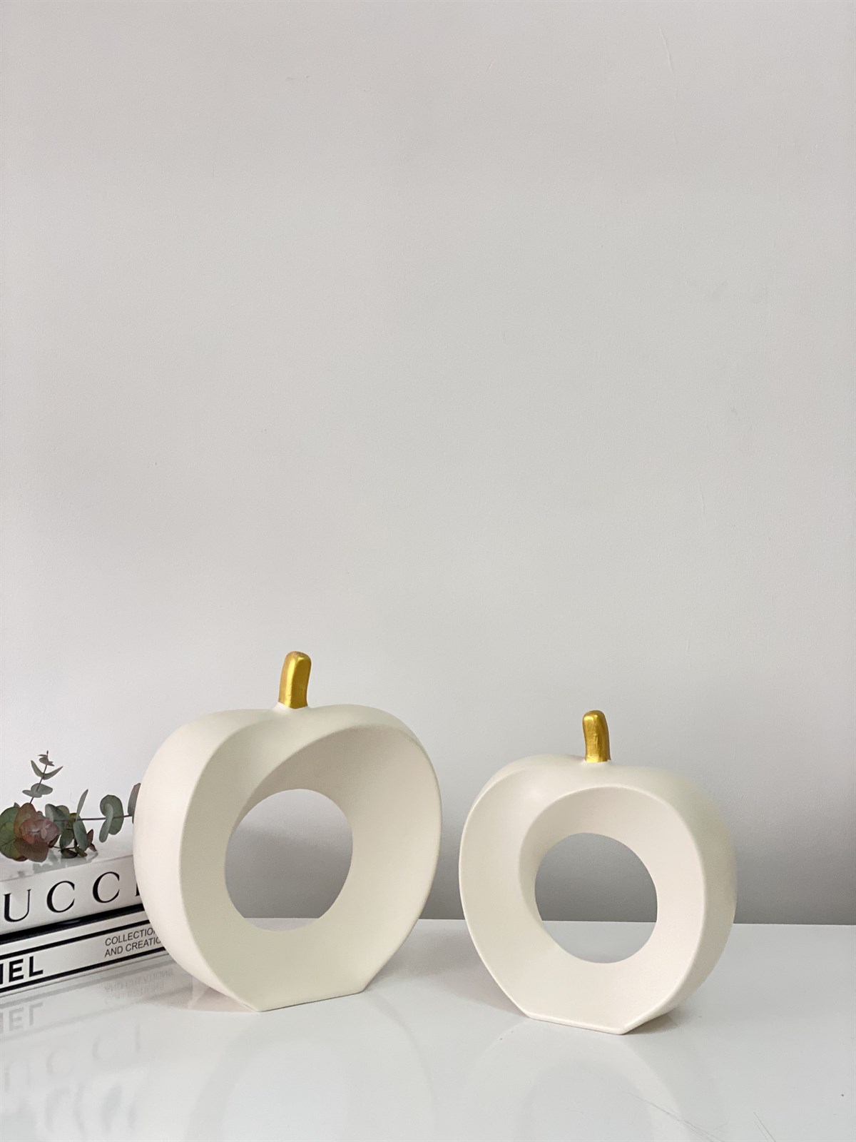Stilinbu Seramik Apple Vazo H2724CM (KIRIK BEYAZ GOLD SAPLI )