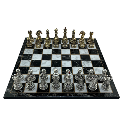GiftHome Premium Battal Boy Metal İŞLEMELİ KLASİK Satranç Takımı  ve Katlanır Mermer Desenli MDF Satranç Tahtası (43X43 cm.)