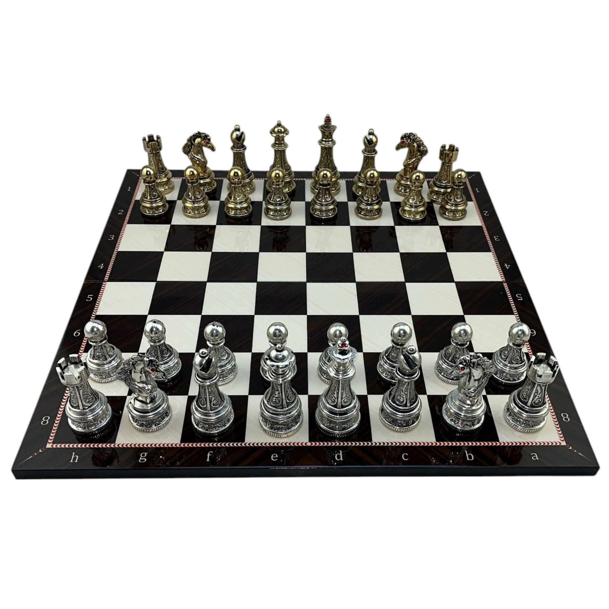 GiftHome Premium Battal Boy Metal İŞLEMELİ KLASİK Satranç Takımı  ve Katlanır Ceviz Desenli MDF Satranç Tahtası (43X43 cm.)