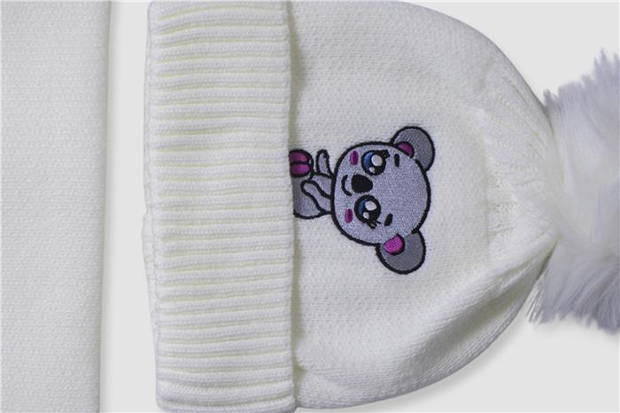 Ponponlu Ekru Atkı Bere