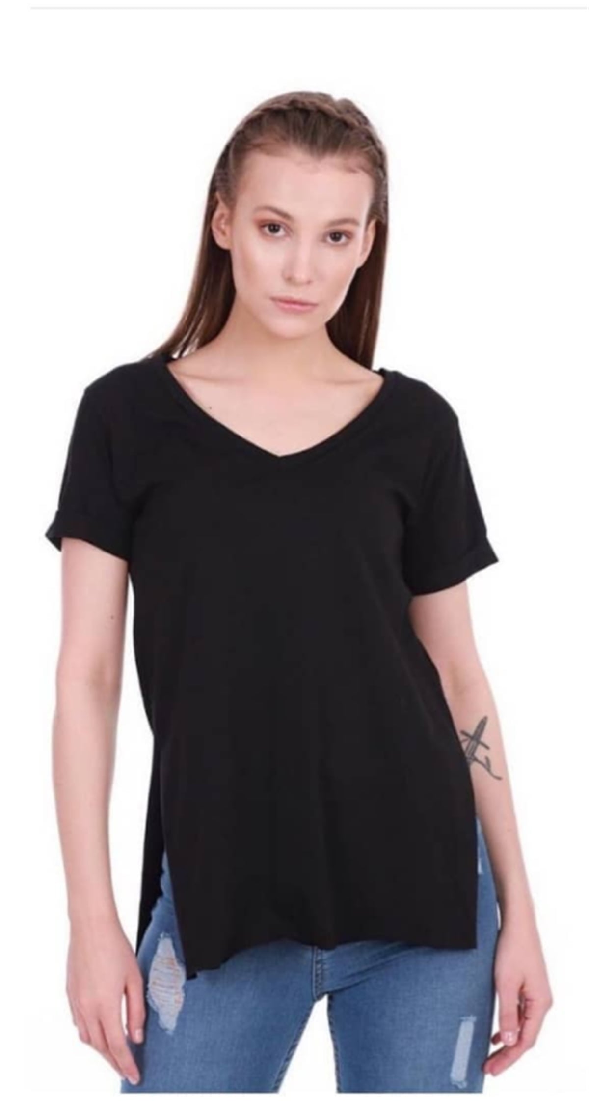 BluzV Yaka Yırtmaç Detay Basic Tişört Siyah