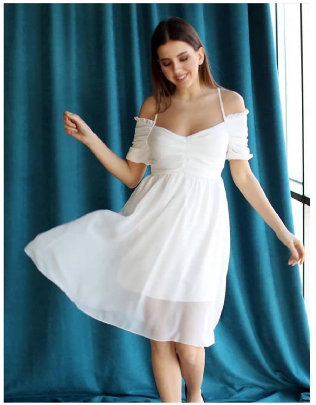 ELBİSE MODELLERİAskılı Yarım Kol Tül Elbise Beyaz
