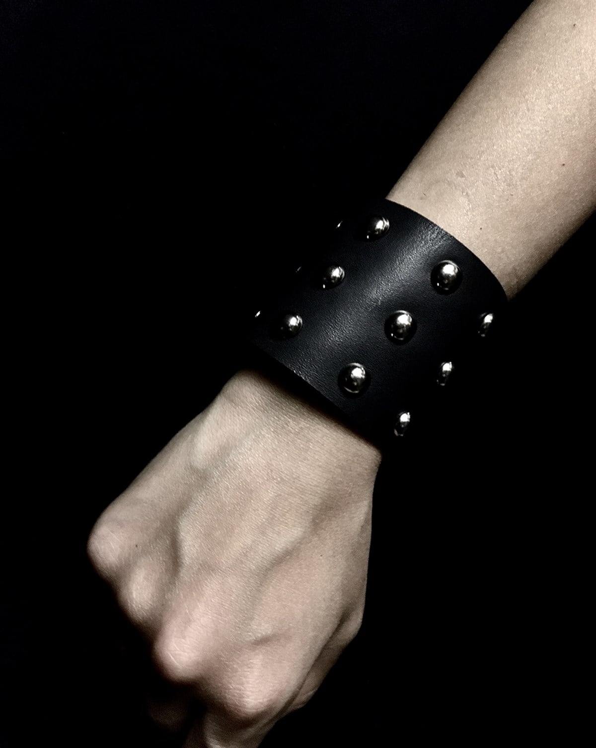 BRACELET Handmade 3 Strip Rivet