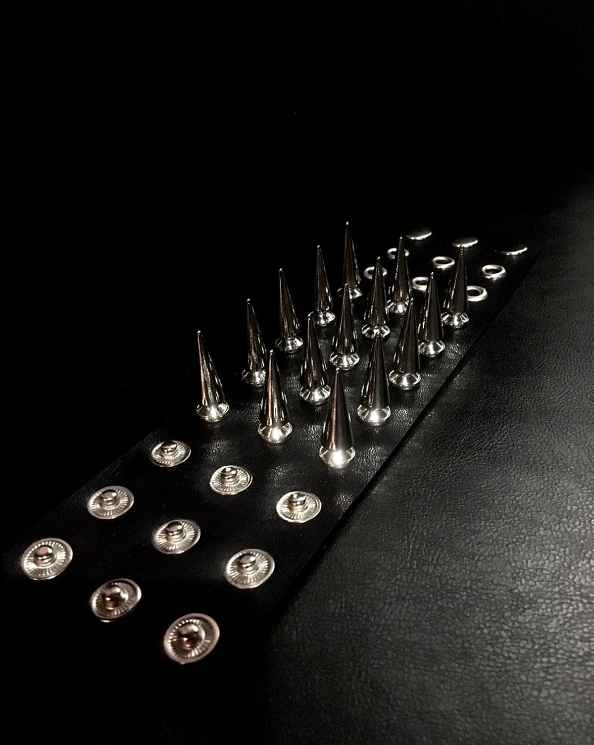 BİLEKLİK Handmade 3 Şerit Spike