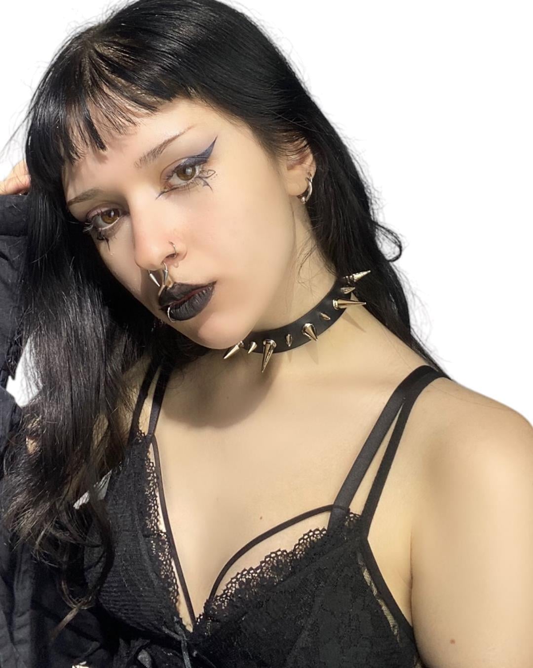 CHOKER Handmade Gothic 13Spike Style