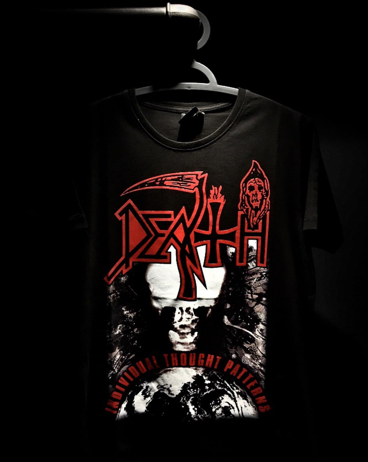 DEATH  Individual Thought Patterns  T-Shirt