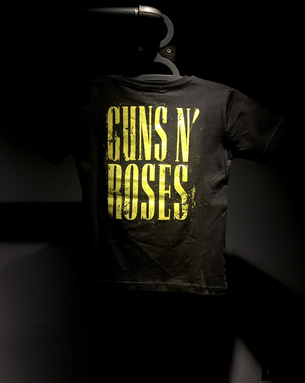 GUNS N ROSES  Distressed Bullet  Kid  T-Shirt