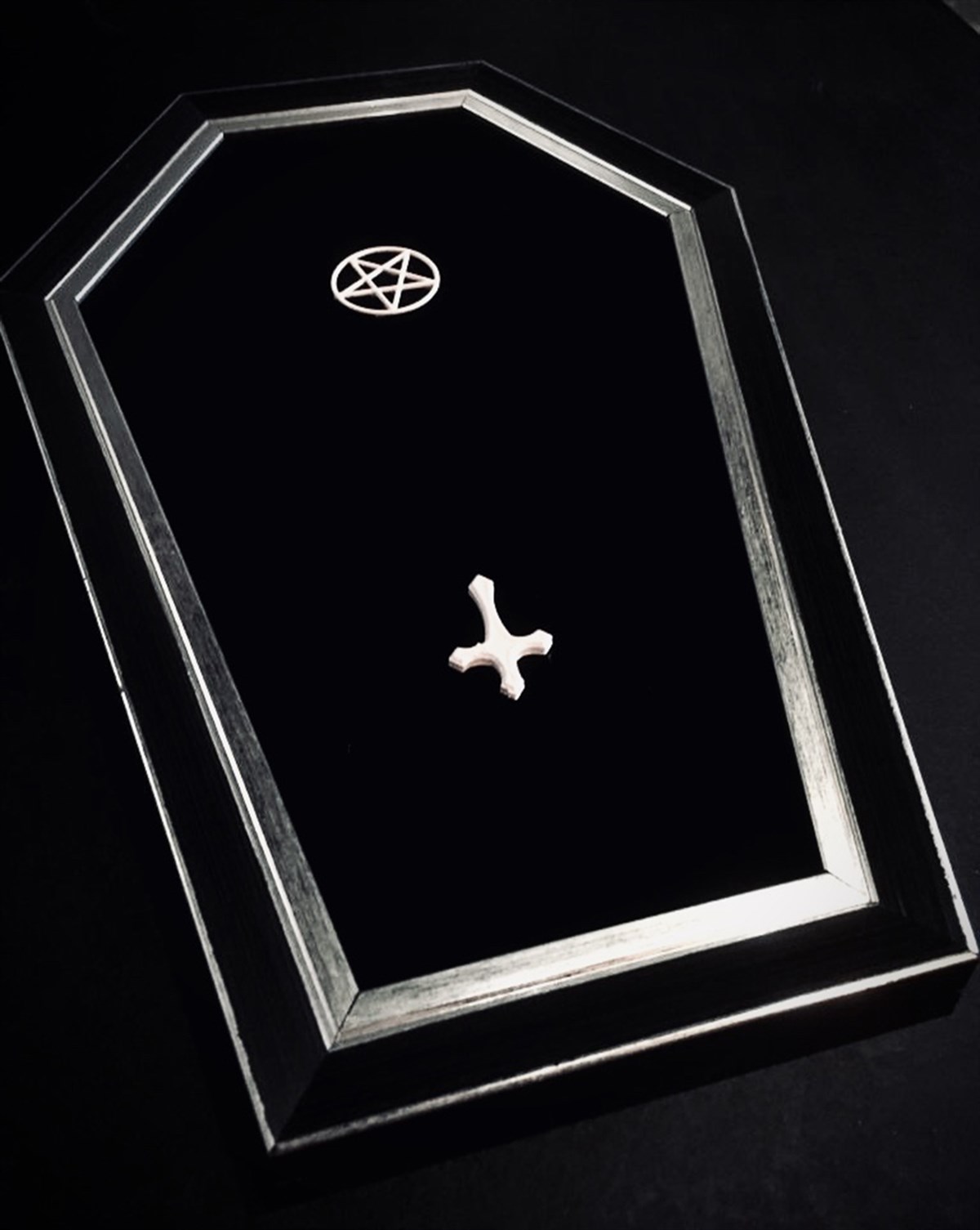 PENTAGRAM Satanism Gothic Coffin Tablo