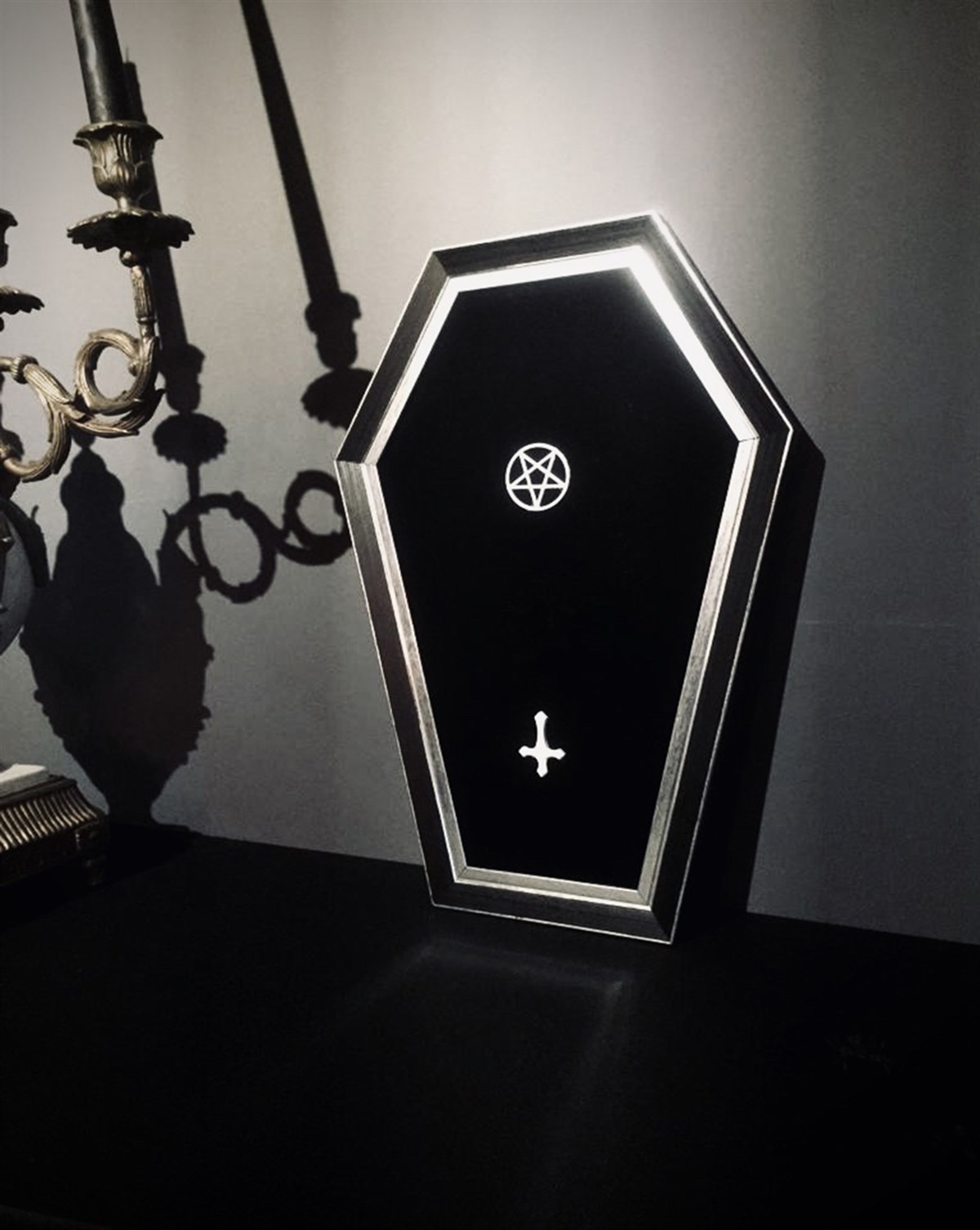 PENTAGRAM Satanism Gothic Coffin Tablo