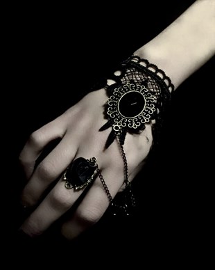 GOTHIC Choker Necklace Ring Hand Bracelet Earrings 