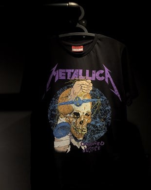 METALLICA  Damaged Justice  T-Shirt