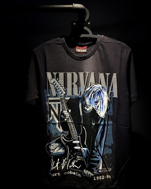 NIRVANA Kurt Cobain 1982-94 T-Shirt