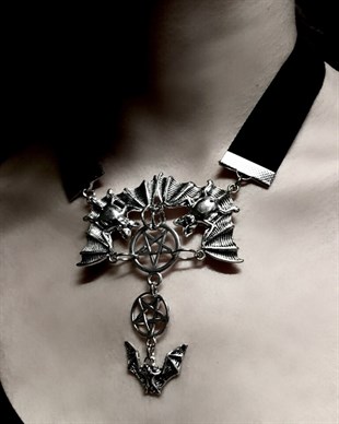 PENTAGRAM Black Velvet Bat Necklace