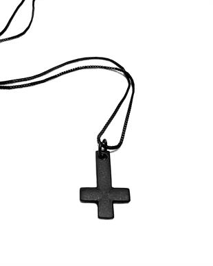PETRUS Black Inverted Cross Necklace