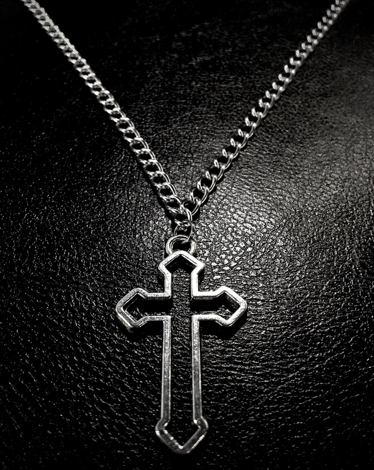 Charms Hollow Cross necklace