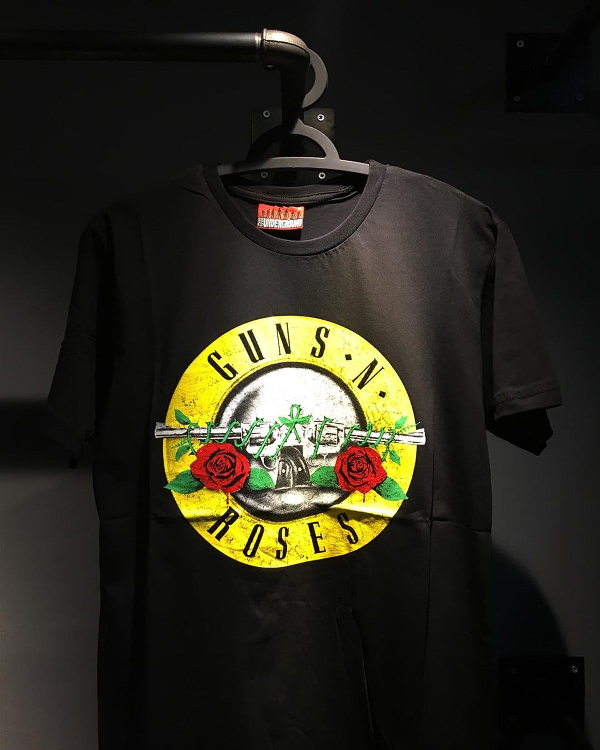 GUNS N ROSES Distressed Bullet T-Shirt