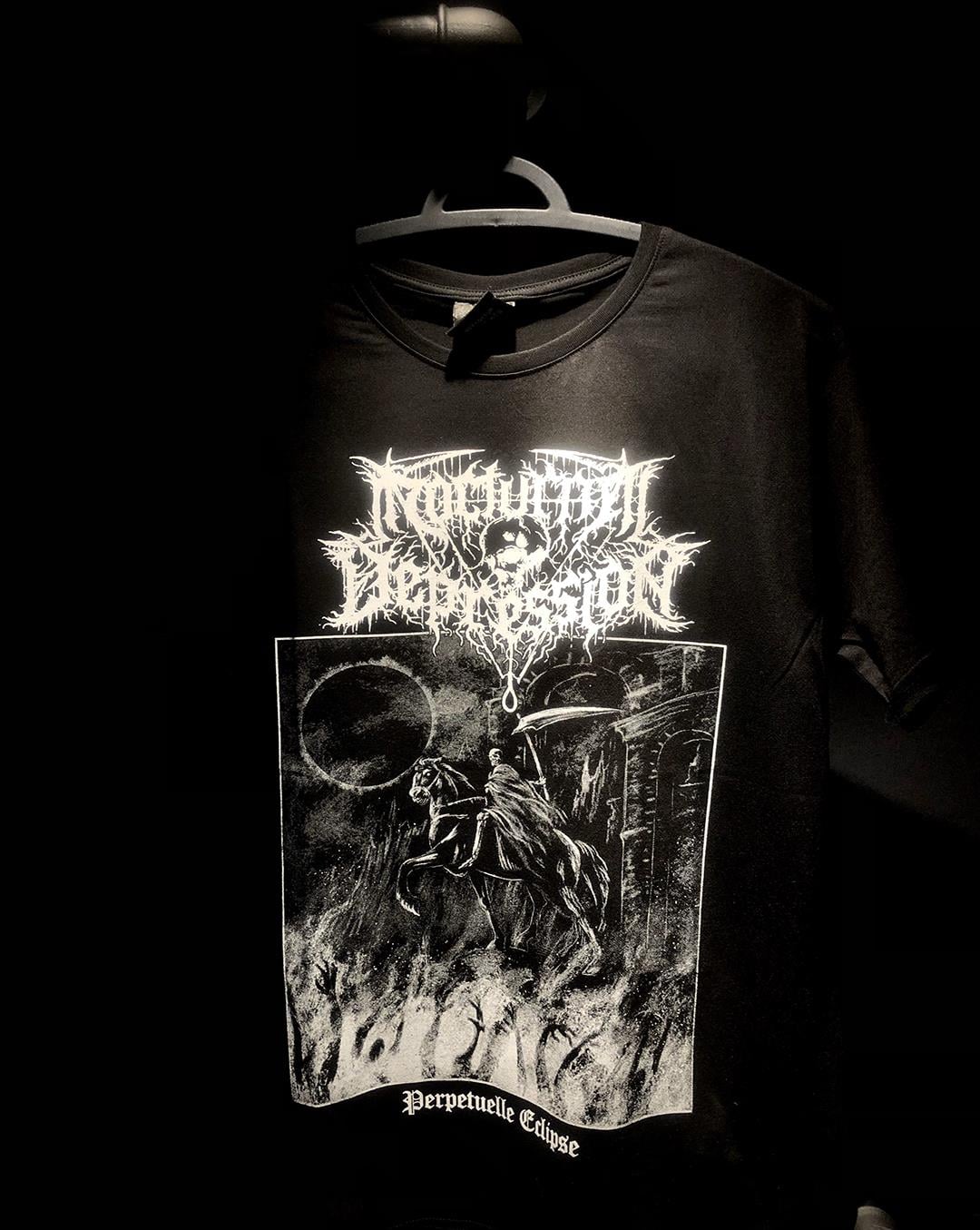 NOCTURNAL DEPRESSION Perpetuelle Eclipse T-ShirtHeavy Craft
