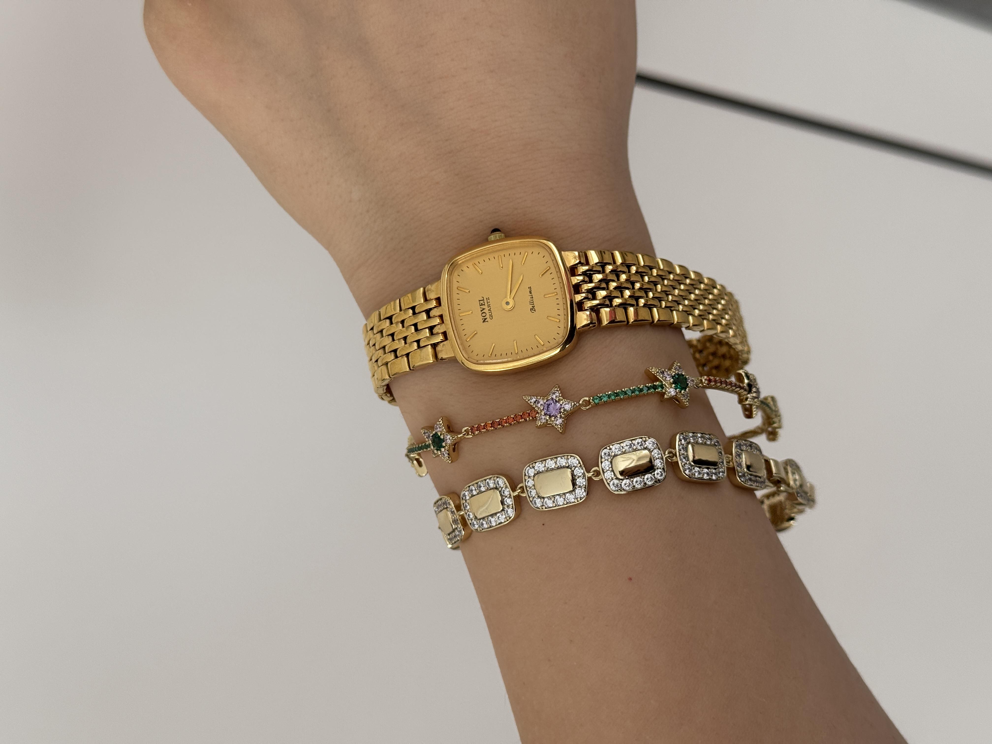 NOVEL Japan Quartz 22K Gold Plated Vintage Kol Saati