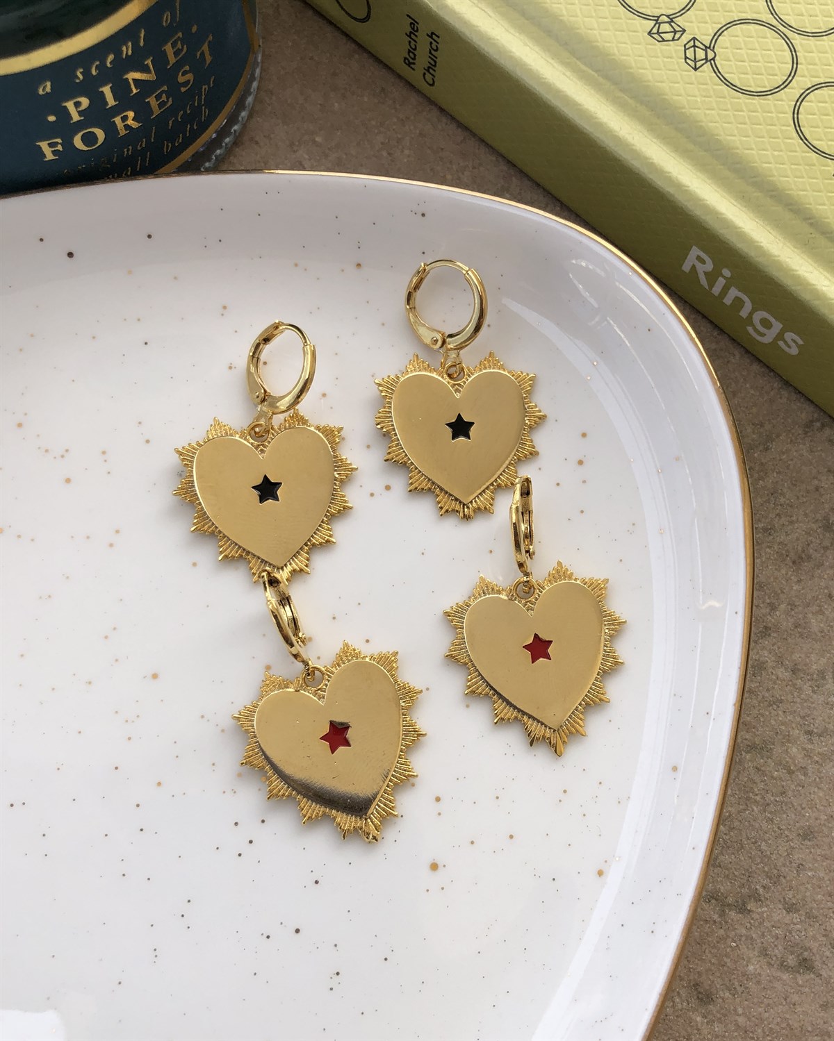 “ Victoria ” Kalp Küpe - Kırmızı & Siyah