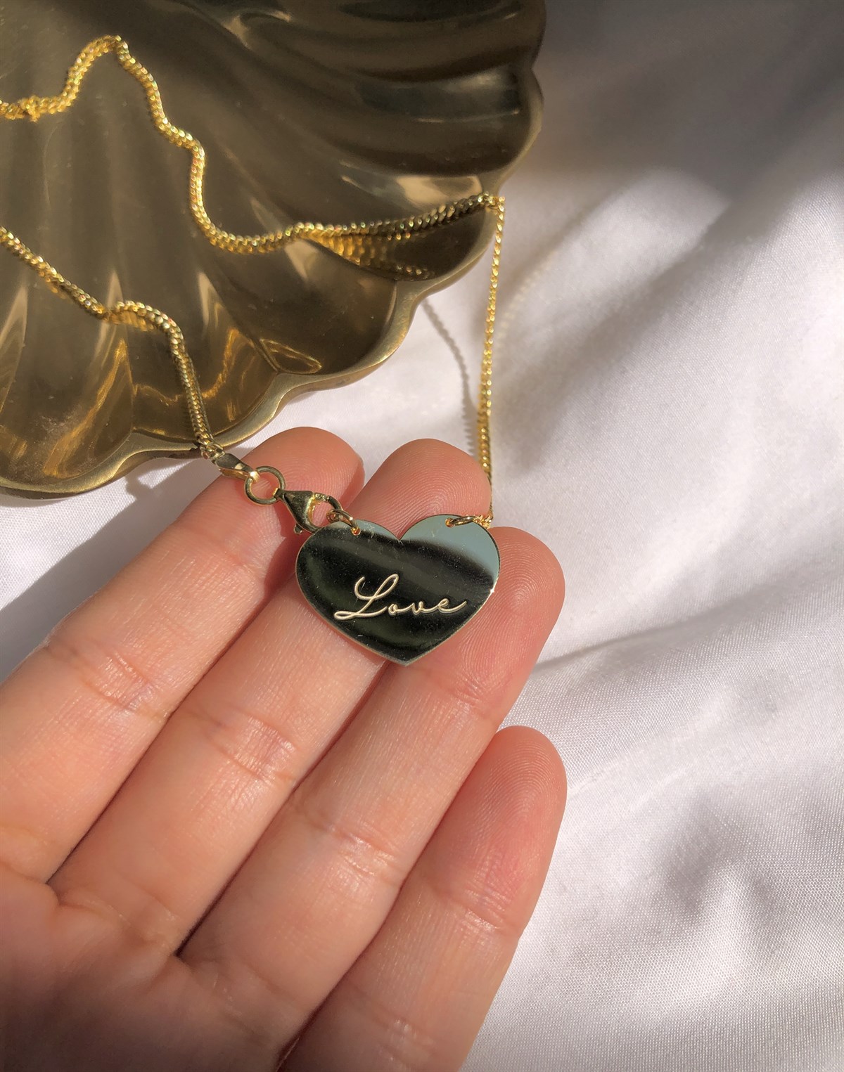 925 Gümüş “ Love “ Kalp Kolye 