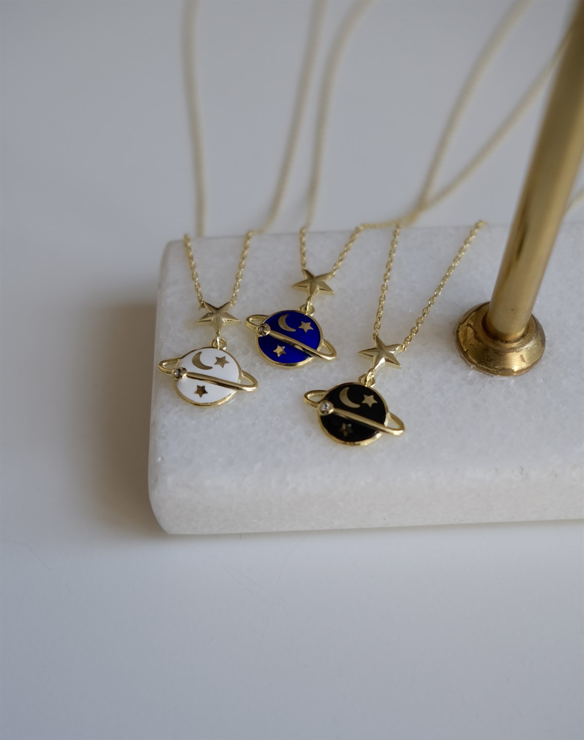 925 Gümüş Mineli Satürn Kolye - Mavi & Beyaz & Siyah