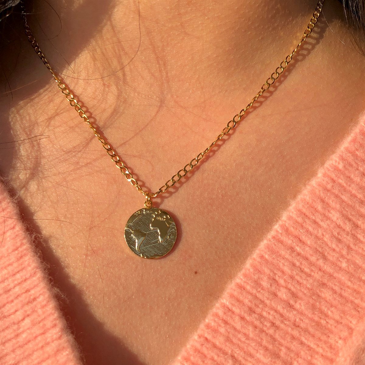 Dünya Madalyon Kolye 