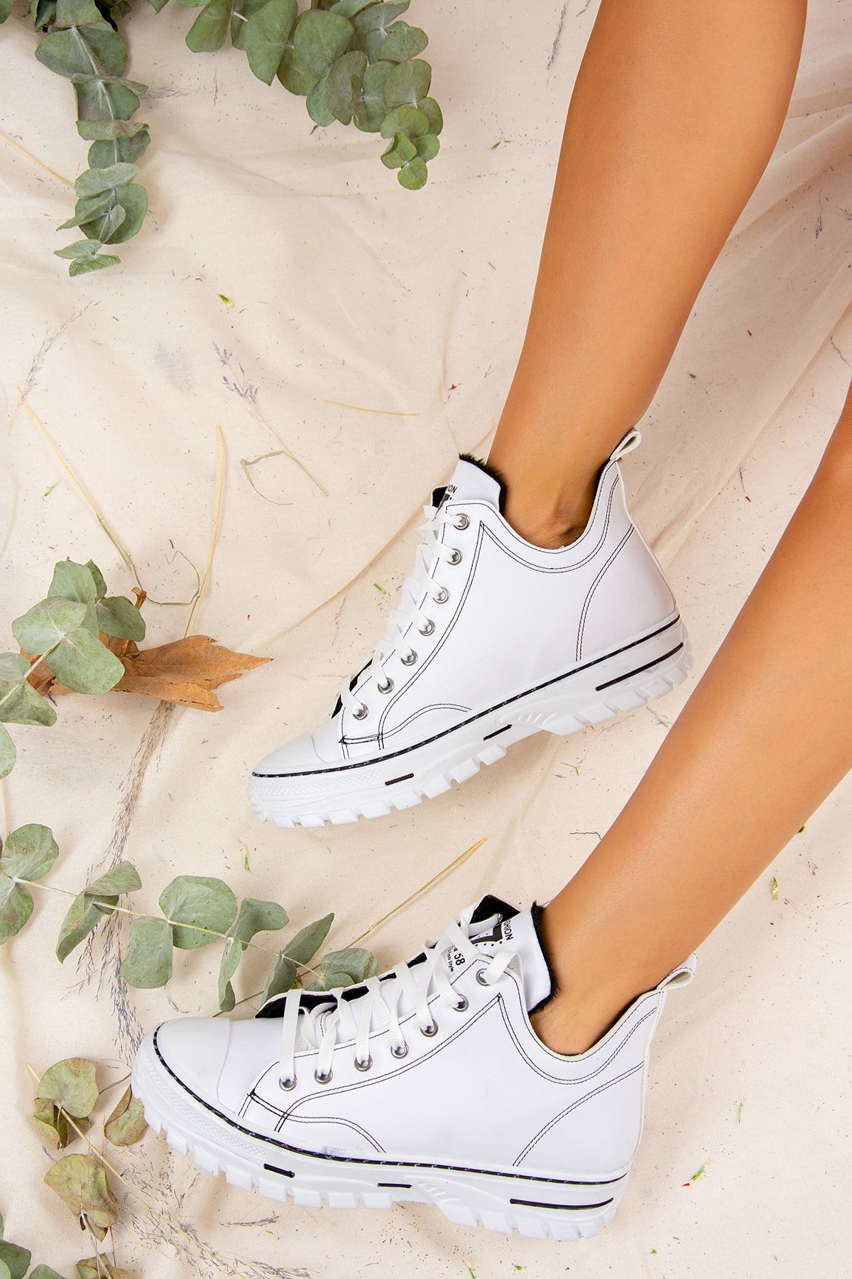 Beyaz Kadın Sneakers J306205709
