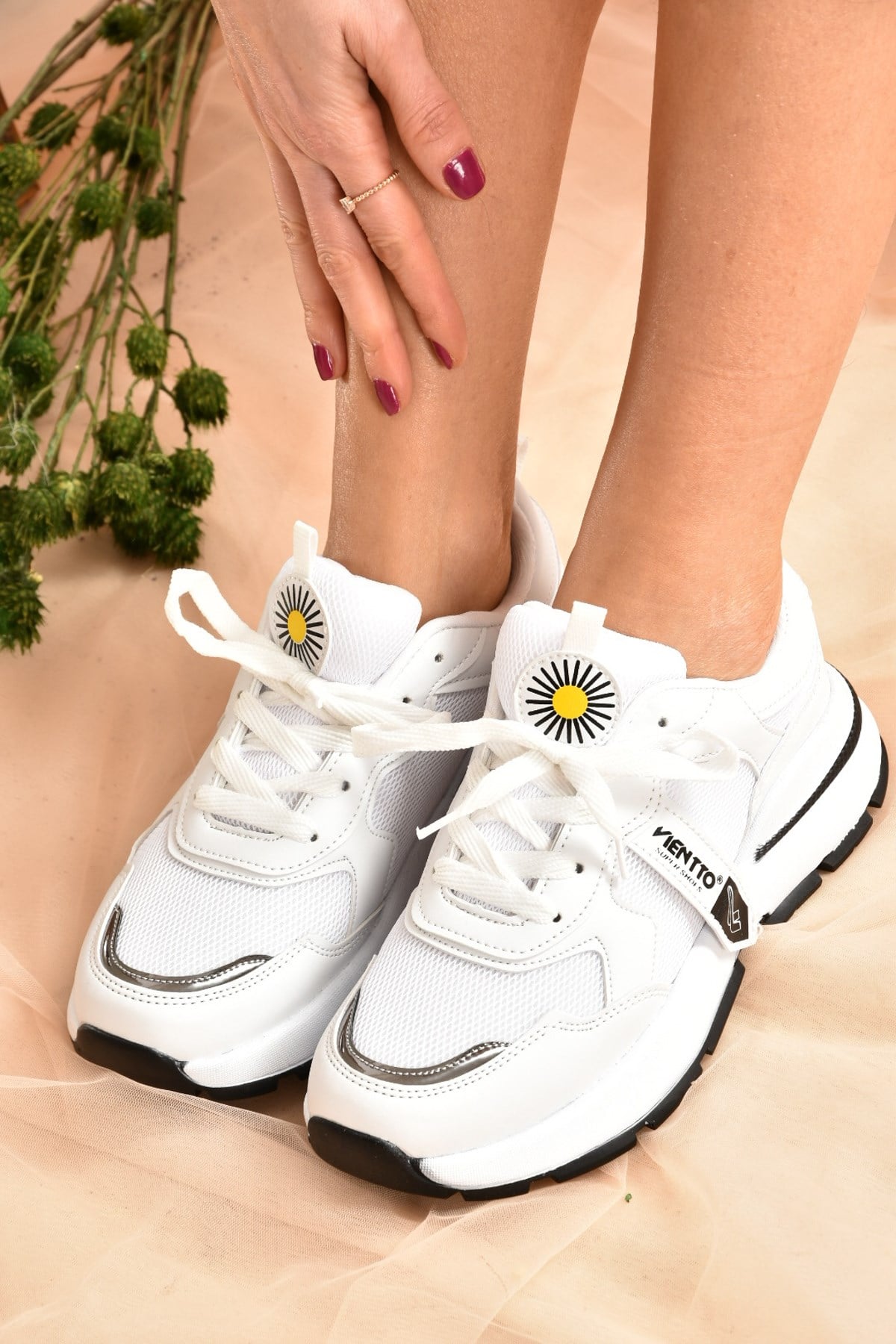 Beyaz Kadın Spor Ayakkabı  K702045309