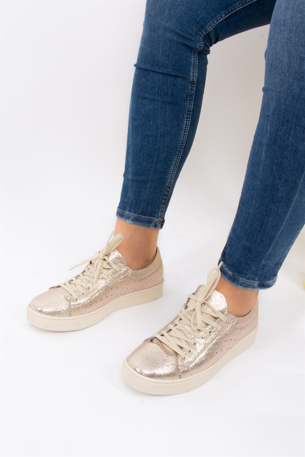 Fox Shoes Altın Kadın Sneakers F947701014
