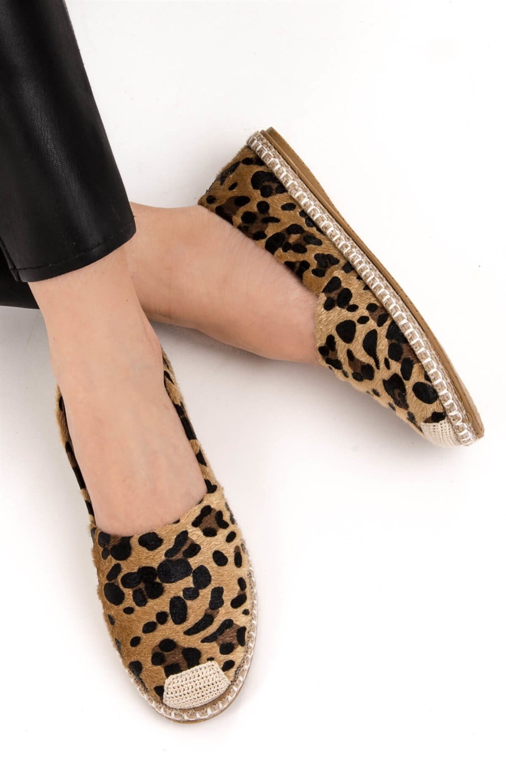 Fox Shoes Leopar Kadın Ayakkabı D280250002