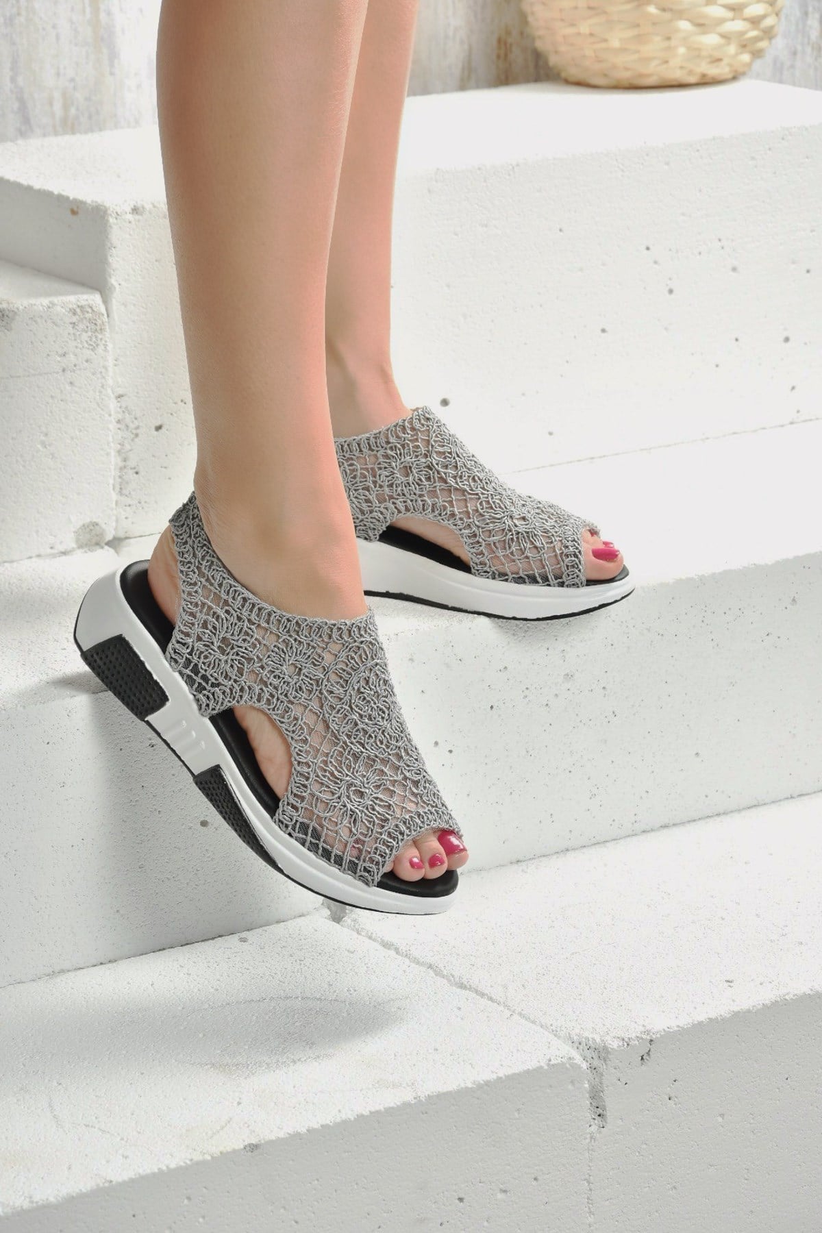 Gri Dantelli Kadın Sandalet K239001006