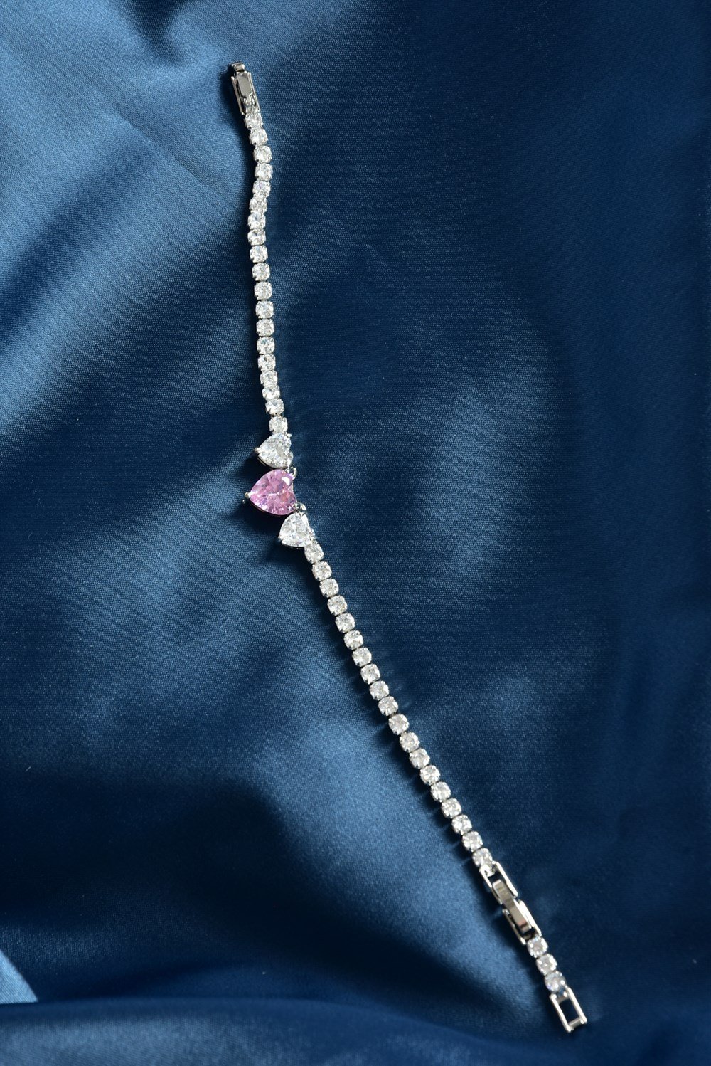 Pembe Taşlı Kalp Su Yolu Zirkon Bileklik KA051226