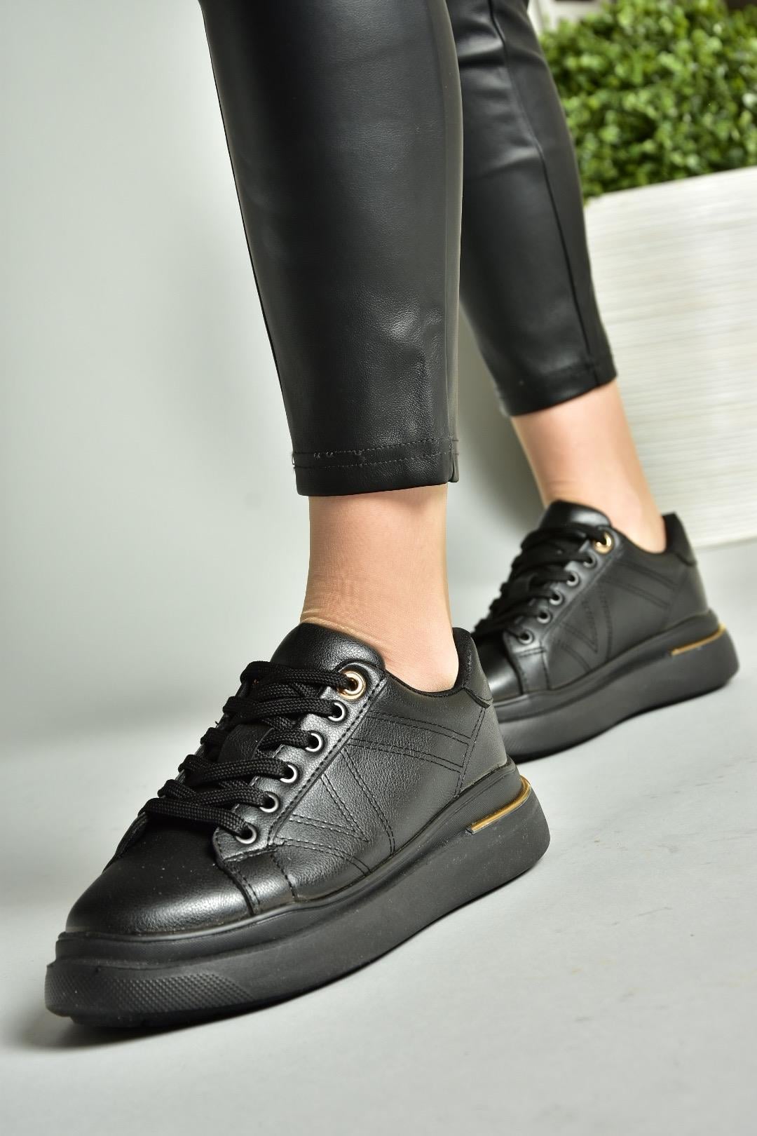 S973111009 Siyah Spor Ayakkabı Sneakers