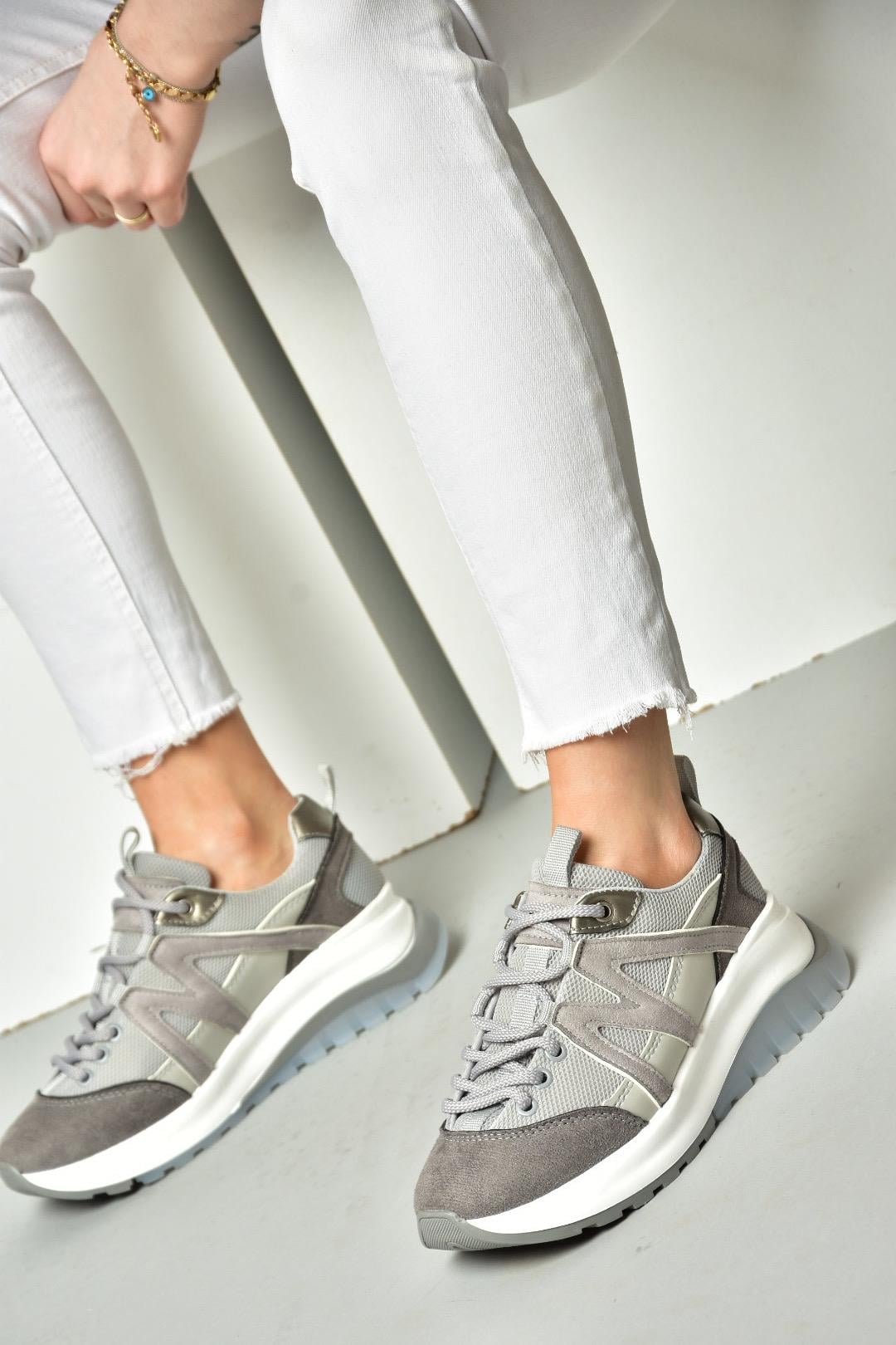S973113002 Gri Süet Kadın Spor Ayakkabı Sneakers