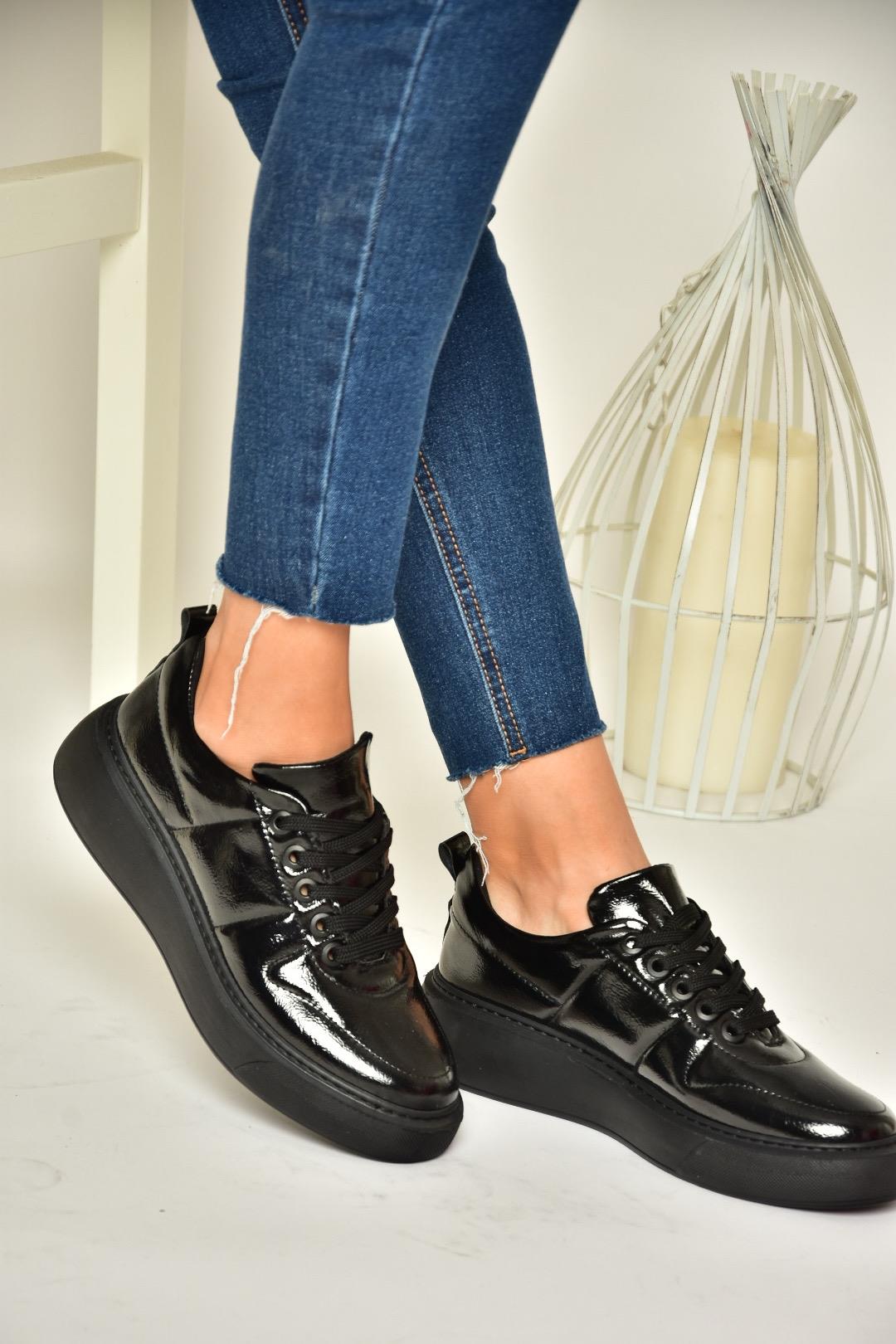 T274148308 Siyah/Siyah Rugan Spor Ayakkabı Sneakers